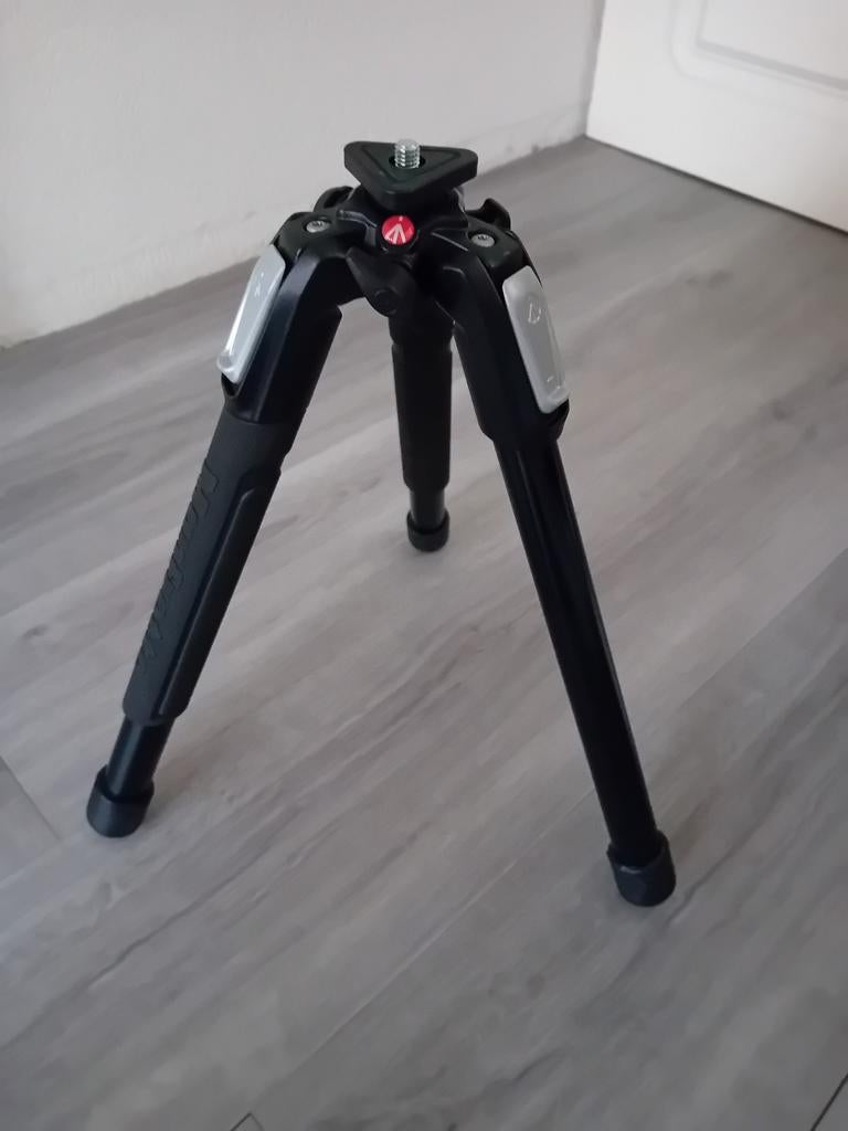 Manfrotto grond / macro statief.  Maten min: 8 cm max: 37 cm, Audio, Tv en Foto, Fotografie | Statieven en Balhoofden, Ophalen of Verzenden