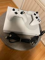 Xbox One S met 2 controllers, Spelcomputers en Games, Spelcomputers | Xbox One, Ophalen, Zo goed als nieuw, 500 GB, Met 2 controllers