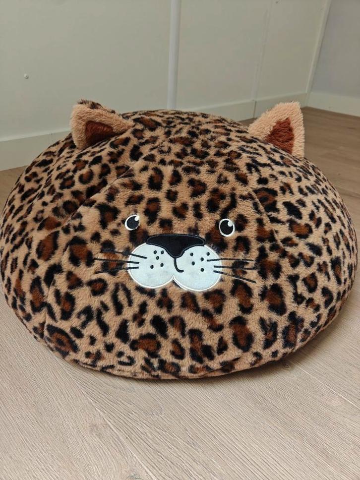 Leuke zitzak in de vorm van een luipaard, Huis en Inrichting, Zitzakken, Zo goed als nieuw, Zitzak, Bruin, Ophalen of Verzenden