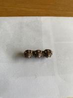 Broches zilver met Zeeuws 3 knop knopjes, Ophalen of Verzenden, Zo goed als nieuw, Minder dan 4 cm, Zilver
