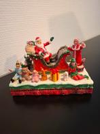 Lemax kerstbeeld kerstman in slee., Ophalen, Zo goed als nieuw