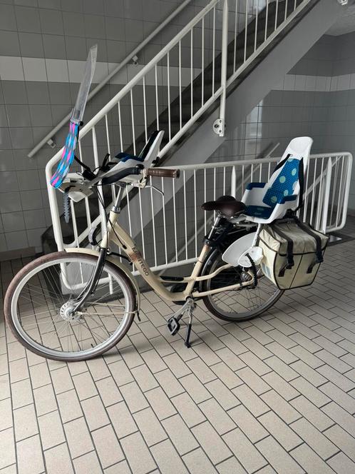 Montego fiets met 2 zitjes, Fietsen en Brommers, Fietsen | Dames | Moederfietsen, Zo goed als nieuw, Overige merken, 2 zitjes