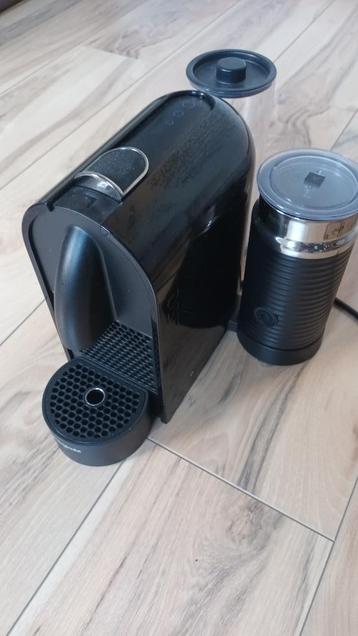 Nespresso Magimix met melkopschuimer beschikbaar voor biedingen