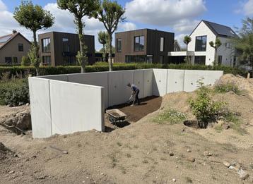 Nieuwe betonnen keerwanden beschikbaar voor biedingen