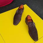 Prachtige Santoni suede met gesp en Bruine kleur maat 42