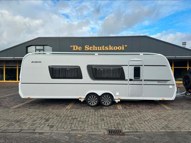 Dethleffs beduin scandinavia 690 BQT 2022 incl mover, Caravans en Kamperen, Caravans, Bedrijf, tot en met 5, 1500 - 2000 kg, Rondzit