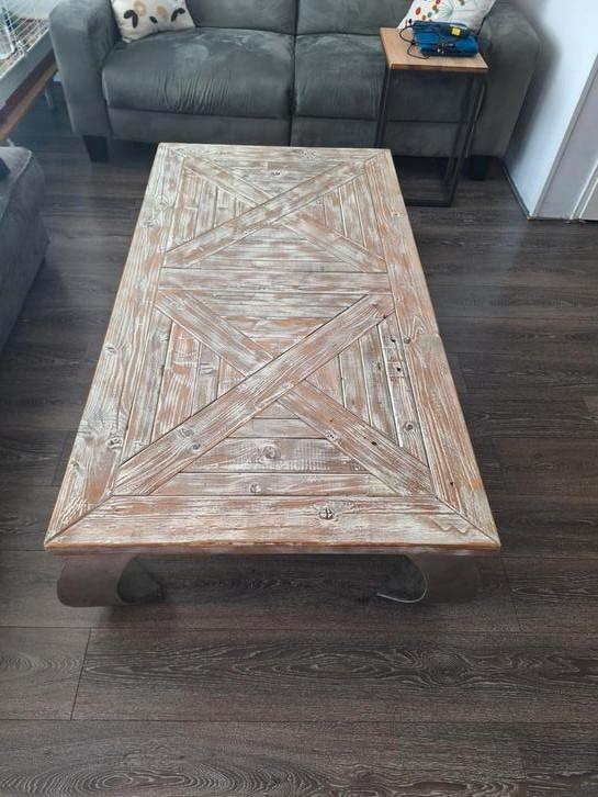 Mooie, robuuste salontafel met een landelijke uitstraling., Huis en Inrichting, Tafels | Salontafels, Zo goed als nieuw, Minder dan 50 cm