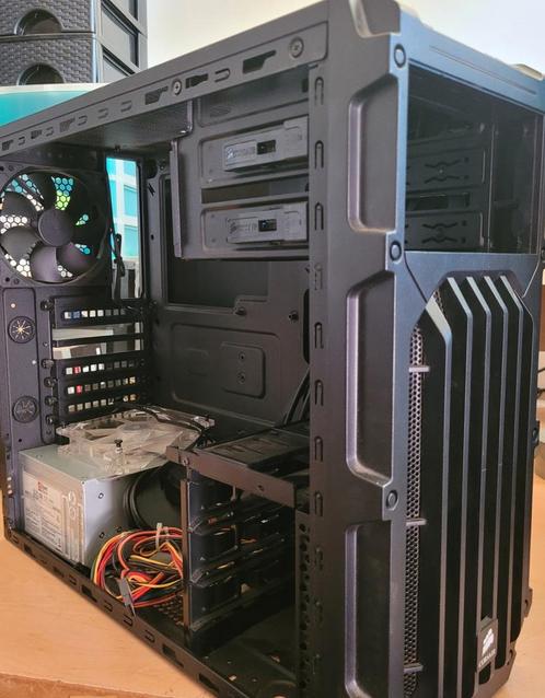 Corsair Carbide SPEC-01, Gratis erbij voeding PSU 400Watt, Computers en Software, Computerbehuizingen, Gebruikt, Ophalen of Verzenden