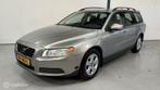 Volvo V70 2.5T AUTOMAAT / YOUNGTIMER, Bruin, 2521 cc, 92 €/maand, Euro 4