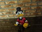 Beeld disney dagobert duck geldkoffer, Ophalen, Donald Duck, Zo goed als nieuw, Beeldje of Figuurtje