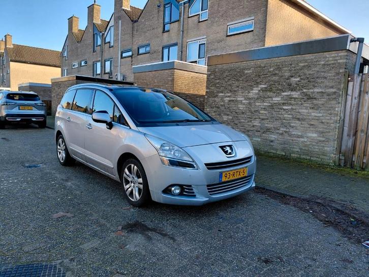 Peugeot 5008 1.6 THP 7PL 2011 Grijs, Auto's, Peugeot, Particulier, Benzine, C, MPV, Handgeschakeld, Origineel Nederlands, Zilver of Grijs
