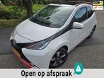 Toyota Aygo 1.0 VVT-i x-pose/AUTOMAAT/Cabriotop/Navi/Cam/Cli, Gebruikt, 4 stoelen, Leder en Stof, Wit