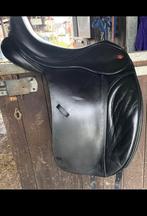 Mooi Kent en Masters dressuurzadel 17.5 inch, Ophalen, Zo goed als nieuw, Dressuur