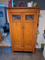 Oude antieke houten kast met glazen deuren, Antiek en Kunst, Antiek | Meubels | Kasten, Ophalen of Verzenden