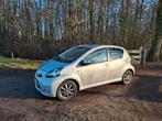 Toyota Aygo automaat 1.0 12V Vvt-i 5DRS MMT 2012 Grijs, Stof, Overige carrosserieën, 4 stoelen, 68 pk