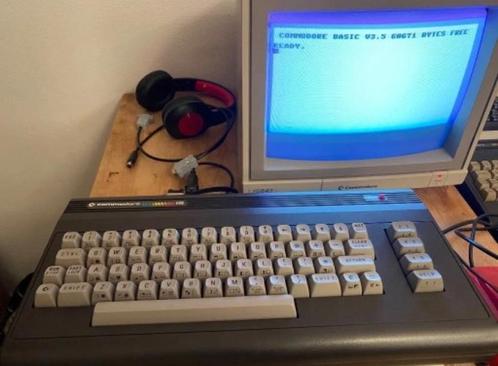 Commodore 16 (nr.2) ,64 kb,cartridge met 72 spelen,plug&play, Computers en Software, Vintage Computers, Ophalen of Verzenden