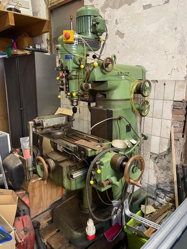 Freesbank Saimp + Pellizzari kop met digitale uitlezing, Doe-het-zelf en Verbouw, Gereedschap | Freesmachines, Gebruikt, Elektrisch