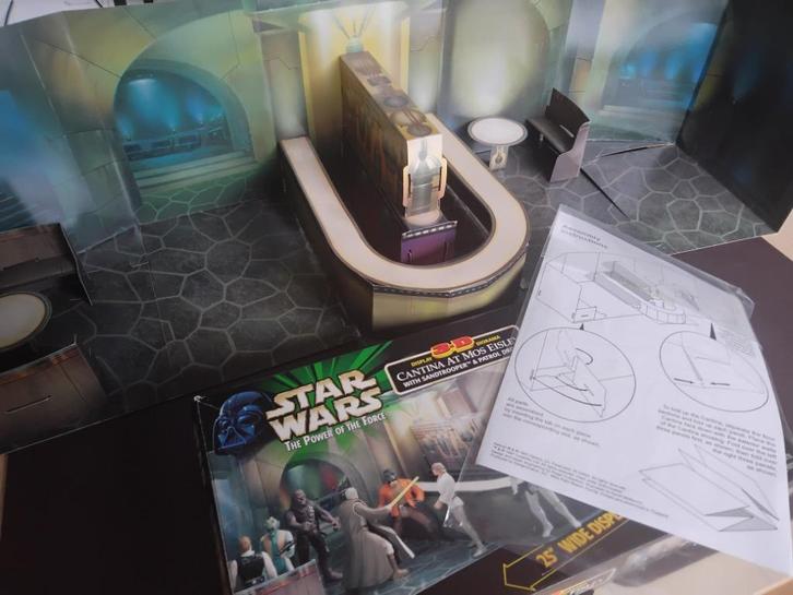 Star Wars Mos Eisley vintage diorama cantina 3d display, Verzamelen, Star Wars, Gebruikt, Actiefiguurtje, Ophalen of Verzenden