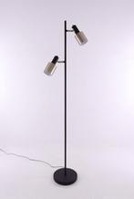Leuke vintage look lamp vloerlamp met 2 spots., Huis en Inrichting, Lampen | Vloerlampen, Ophalen, Zo goed als nieuw, 150 tot 200 cm