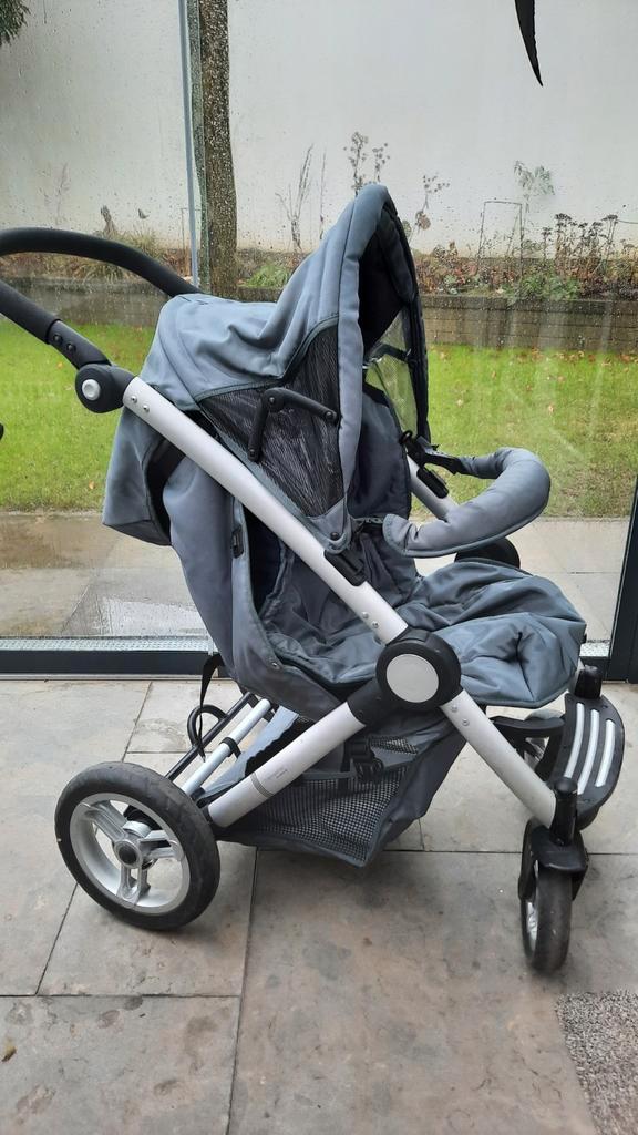 Kinderwagen, Kinderen en Baby's, Kinderwagens en Combinaties, Gebruikt, Combiwagen, Mutsy, Luchtbanden, Met reiswieg, Verstelbare duwstang