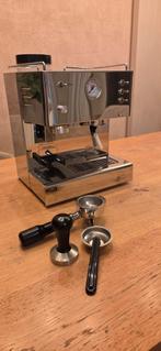 Quickmill 3035 espresso apparaat met bonenmaler uit 2021, Ophalen of Verzenden, Zo goed als nieuw, Espresso apparaat, Afneembaar waterreservoir