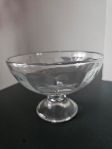 IJscoupes/Dessertcoupes - 8 stuks beschikbaar voor biedingen