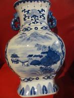 Chinese vaas blauw wit porcelein met mooie tafereeltjes 35cm, Ophalen of Verzenden