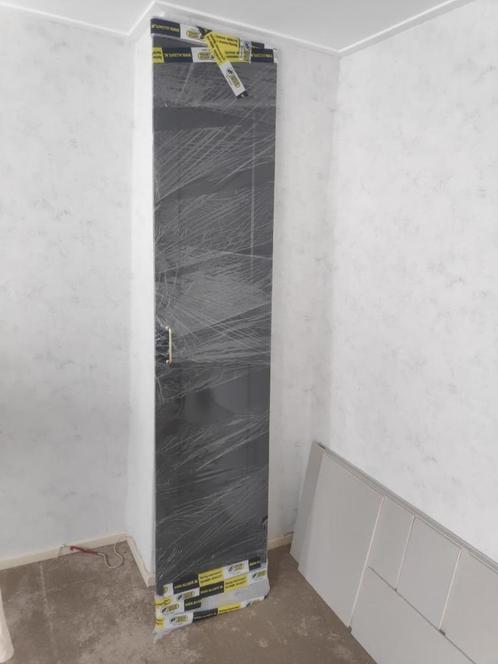 Donkerblauwe Kastdeur voor IKEA PAX, Doe-het-zelf en Verbouw, Deuren en Horren, Zo goed als nieuw, Binnendeur, 215 cm of meer