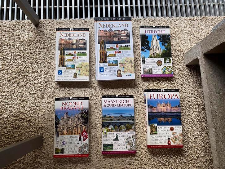 Capitool Nederland utrecht N Brabant Maastricht zuid Limburg, Boeken, Reisgidsen, Zo goed als nieuw, Fiets- of Wandelgids, Benelux