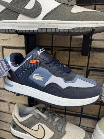 Lacoste Sneakers - Nieuwstaat! beschikbaar voor biedingen