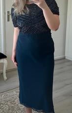 Frock & Frill marineblauwe cocktailjurk midi jurk met kralen, Kleding | Dames, Jurken, Maat 38/40 (M), Blauw, Ophalen of Verzenden