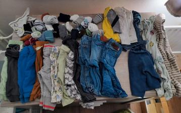 Pakket jongenskleding maat 68 beschikbaar voor biedingen