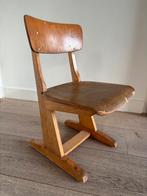 Vintage houten casala kinder Stoeltje, Kinderen en Baby's, Kinderkamer | Tafels en Stoelen, Ophalen, Gebruikt, Stoel(en)