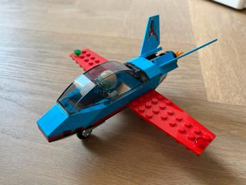 Lego City stuntvliegtuig 60323 - compleet met boekje beschikbaar voor biedingen