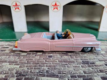 My brandnew dinky Cadillac    beschikbaar voor biedingen