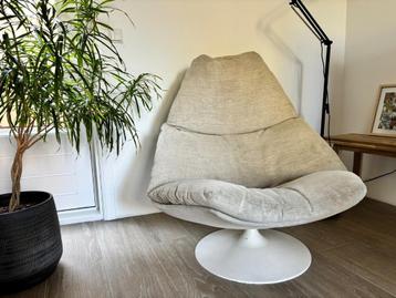 Artifort F588 stoel te koop beschikbaar voor biedingen