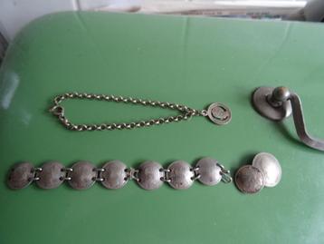 2x Antieke oude zilveren armband met Wilhelmina muntjes  beschikbaar voor biedingen