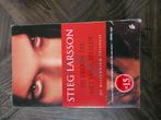 Stieg Larsson - De vrouw die met vuur speelde, Ophalen of Verzenden, Zo goed als nieuw, Stieg Larsson