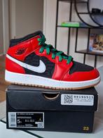 Nike Air Jordan 1 Mid "Christmas" maat 37.5, Nike, Nieuw, Ophalen of Verzenden, Sneakers of Gympen