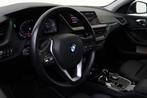 BMW 1 Serie 118i Sport Line Automaat / Sportstoelen / Achter, 65 €/maand, 136 pk, Gebruikt, Grijs