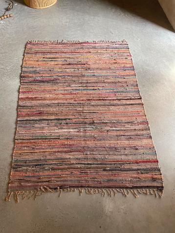 Uniek Tapijt - 200x140 cm beschikbaar voor biedingen