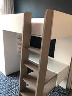 Hoogslaper met bureautafel en kledingkast - ruimtebesparend!, Ophalen of Verzenden, Zo goed als nieuw, Hoogslaper