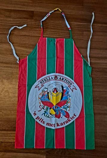 Nieuw schort met het logo van Stella Artois beschikbaar voor biedingen