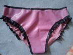 Latex slip maat 38/40, Ophalen, Zwart, Slip