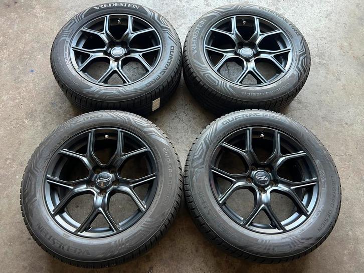5x114,3 18 inch Toyota RAV 4 XA50 Velgen + Banden 225/60/18, Auto-onderdelen, Banden en Velgen, Banden en Velgen, Winterbanden