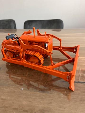 Allis Chalmers K bulldozer SpecCast schaal 1/16 nieuwstaat beschikbaar voor biedingen