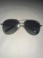 Dames zwarte zonnebril van Quay Australia, Ophalen of Verzenden, Zo goed als nieuw, Zwart, Overige merken