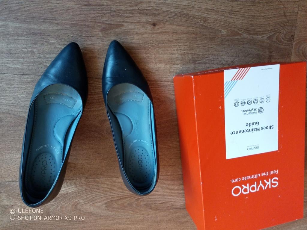 ZGAN zwarte stewardess pump 39, Kleding | Dames, Schoenen, Ophalen of Verzenden, Zo goed als nieuw, Zwart