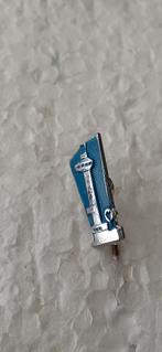 Rotterdam Euromast (emaille), Verzamelen, Speldjes, Pins en Buttons, Ophalen of Verzenden, Zo goed als nieuw, Overige onderwerpen