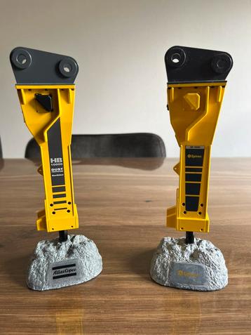 Atlas Copco en Epiroc HB 10000 sloophamer miniaturen 1/22 beschikbaar voor biedingen